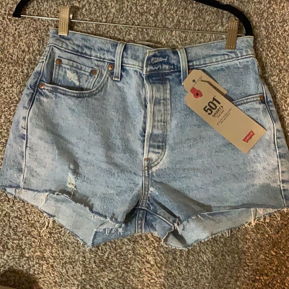 NWT Levi 501 high rise button fly shorts